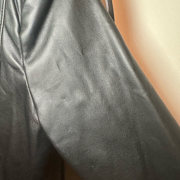 Cropped faux leather jacket - Picture 8 of 9